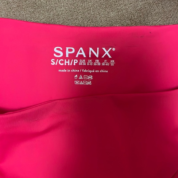 NWT Spanx Swim Bikini Top & Bottom hibiscus pink size Small - Picture 2 of 6